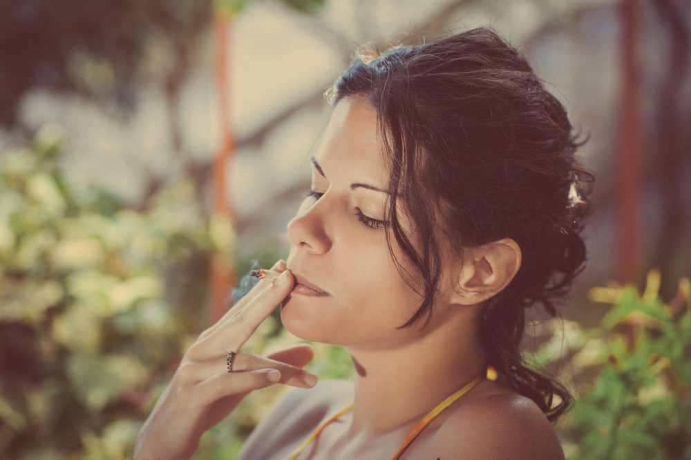 Smoking Marijuana During Pregnancy Linked to Low Birth Weigh,&nbsp;Autism