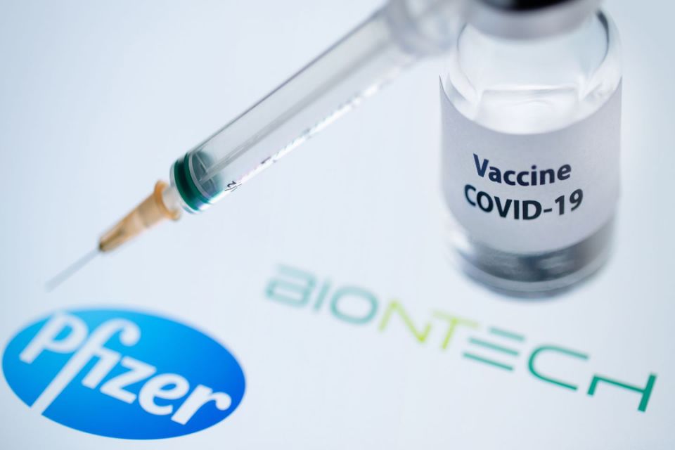 Pfizer, Moderna COVID-19 vaccines and facial paralysis: What to&nbsp;know