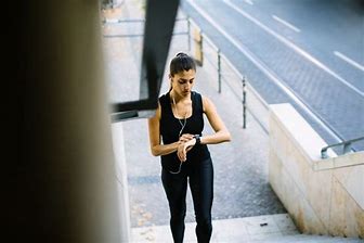 We may not need 10,000 daily steps for long life, studies&nbsp;suggest